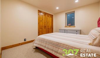 9 Falcon Dr, Cody, WY 82414