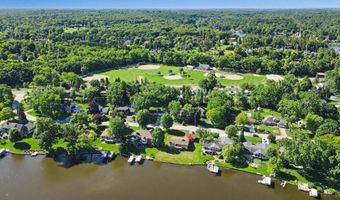 7261 Driftwood Dr SE, Ada, MI 49301