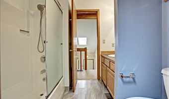 12712 SW BARBERRY Dr, Beaverton, OR 97008