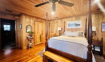 1651 Linden Rd, Apalachicola, FL 32320