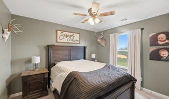 208 Pointer Dr, Albertville, AL 35950