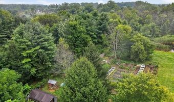 5061 Sandhill Rd, Almont, MI 48003