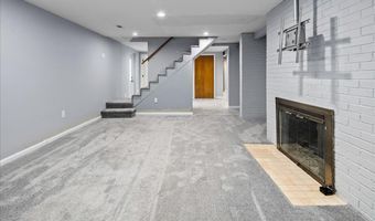 9026 MCNAIR Dr, Alexandria, VA 22309