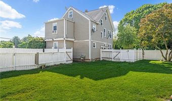 106 Pleasant St, Cranston, RI 02910
