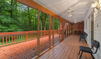 6816 SHRINE Ct, Annandale, VA 22003