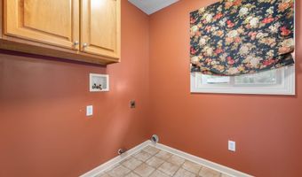 145 Asbury Dr, Anderson, IN 46013