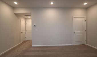 2724 Hunter Woods Dr, Apex, NC 27502