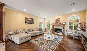 434 MEETINGHOUSE Rd, Ambler, PA 19002