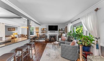 5 Deanwood Cir, Asheville, NC 28803