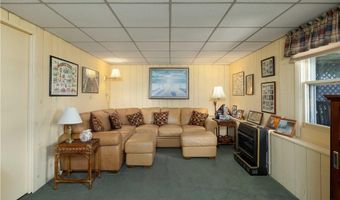 184 Vallette St, Cranston, RI 02920