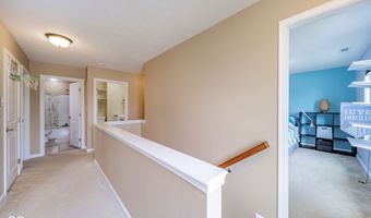 5825 Somerset Blvd E, Bargersville, IN 46106