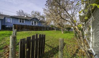 126 Nursery St, Ashland, OR 97520