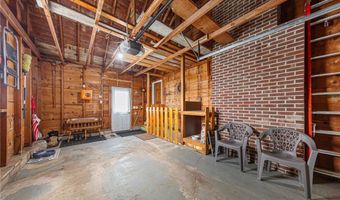 302 W Douglas St, Arlington, MN 55307
