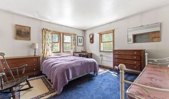 252 Meadowhill Rd, Manchester, ME 04351