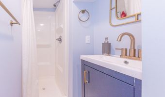 1123 W Huron St, Ann Arbor, MI 48103