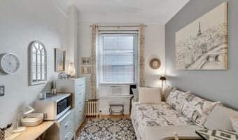 290 Commonwealth Ave 8, Boston, MA 02115