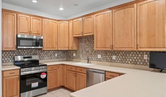 9587 N 4500 W, Cedar Hills, UT 84062