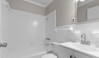 320 Brobston St, Baxley, GA 31513