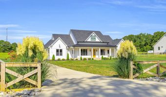 164 Triangle Pine Rd, Fountain Inn, SC 29644