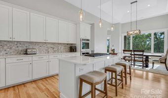 128 Saddle Ridge Dr, Alexander, NC 28701