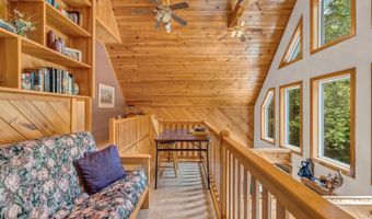 30 Beaver Bog Ln, Abbot, ME 04406