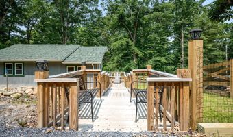 14 JOHNS Rd, Augusta, WV 26704
