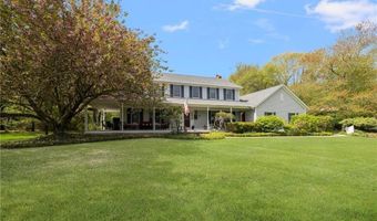 34 Finch Ln, North Kingstown, RI 02874