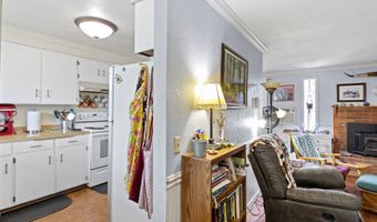 4635 DAISY St, Springfield, OR 97478