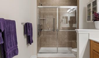 44367 OAKMONT MANOR Sq, Ashburn, VA 20147