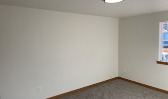 300 N JELLISON St, Amity, OR 97101