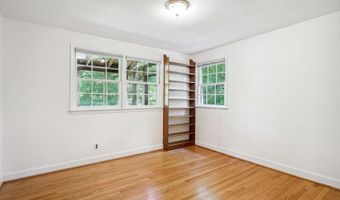 7001 LONGWOOD Dr, Bethesda, MD 20817
