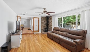 7313 Pickard Ave NE, Albuquerque, NM 87110