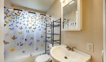 1107 N 3rd St, Bardstown, KY 40004