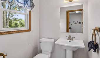 1655 Mary Lamons Rd, Afton, TN 37616