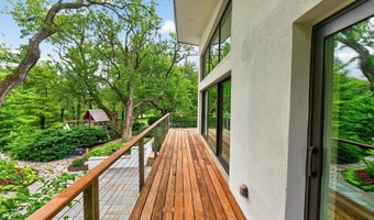 1980 Hillside Dr, Columbus, OH 43221