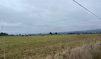 1127 Moxon Ln, Arcata, CA 95521