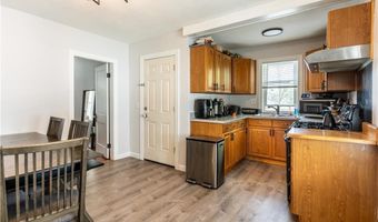 131 Roma St, East Providence, RI 02914