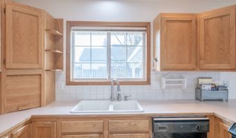 980 CLEVELAND St, Aumsville, OR 97325