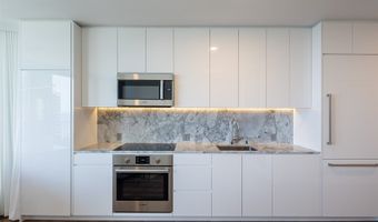 987 Queen St 2800, Honolulu, HI 96814