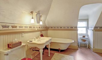 211 Cedar Ave, Allenhurst, NJ 07711