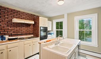 290 Church St, Burrillville, RI 02859