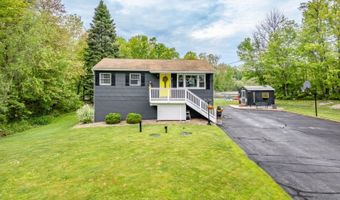 5 Emerald Dr, Alloway, NJ 07422