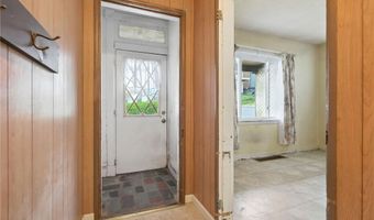 324 Allen St, Allentown, PA 15210