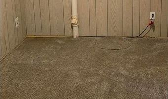 309 5th St SW, Austin, MN 55912