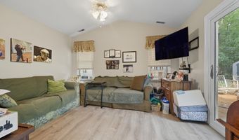 7 Bayberry Ct, Atco, NJ 08004