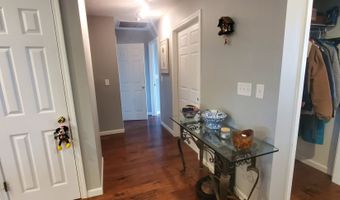 762 Old McLeod Brg, Adrian, GA 31002