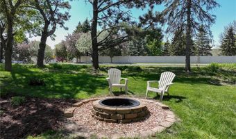 5999 139th St W, Apple Valley, MN 55124
