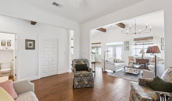 810 S Beach Blvd, Bay St. Louis, MS 39520