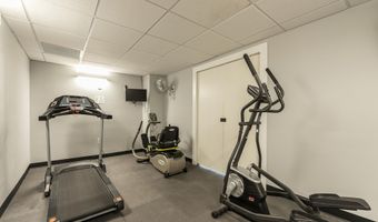 1050 Wall St 8D, Ann Arbor, MI 48105