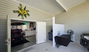 12116 SW County Rd 769 105, Lake Suzy, FL 34269